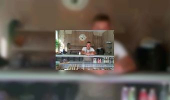 Ex-leerling Jamie Oliver opent winkel