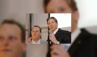 Van Zuiden voorzitter af bij JRE