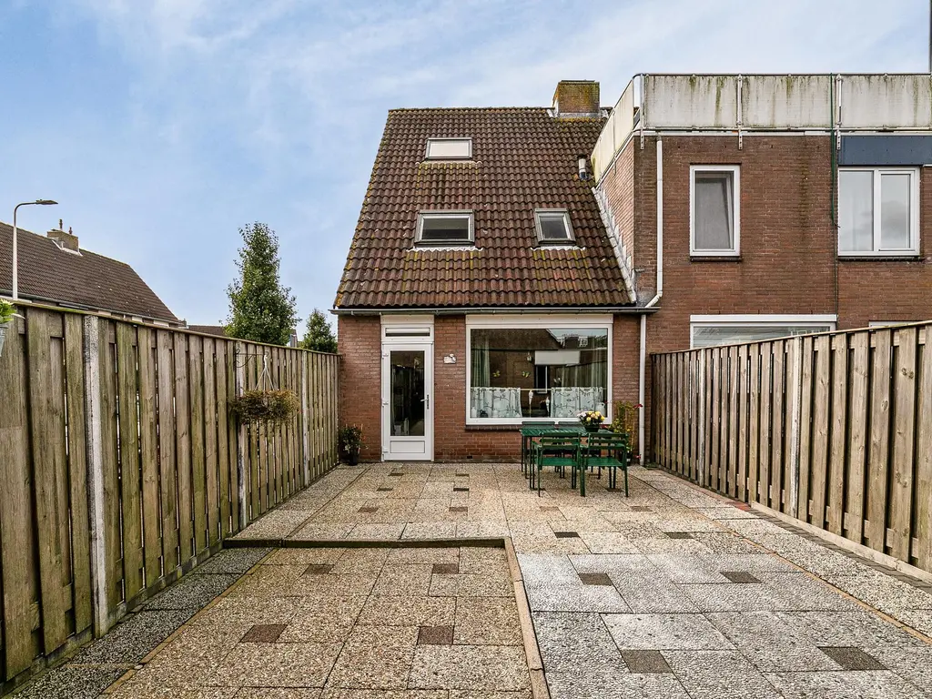 Schaduwgras 20, SPIJKENISSE