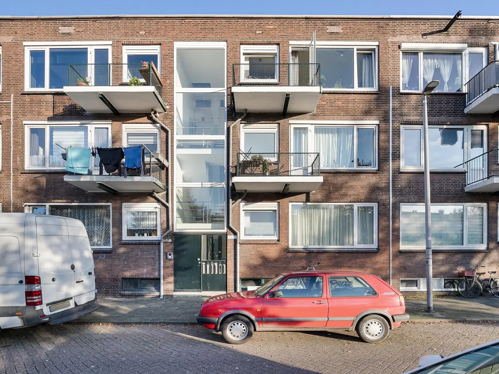 Hogenbanweg 132A, ROTTERDAM