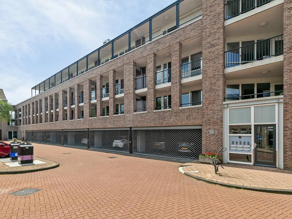 Vaartstraat 1, SPIJKENISSE