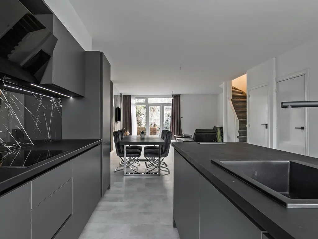 Buys Ballotsingel 67, SCHIEDAM