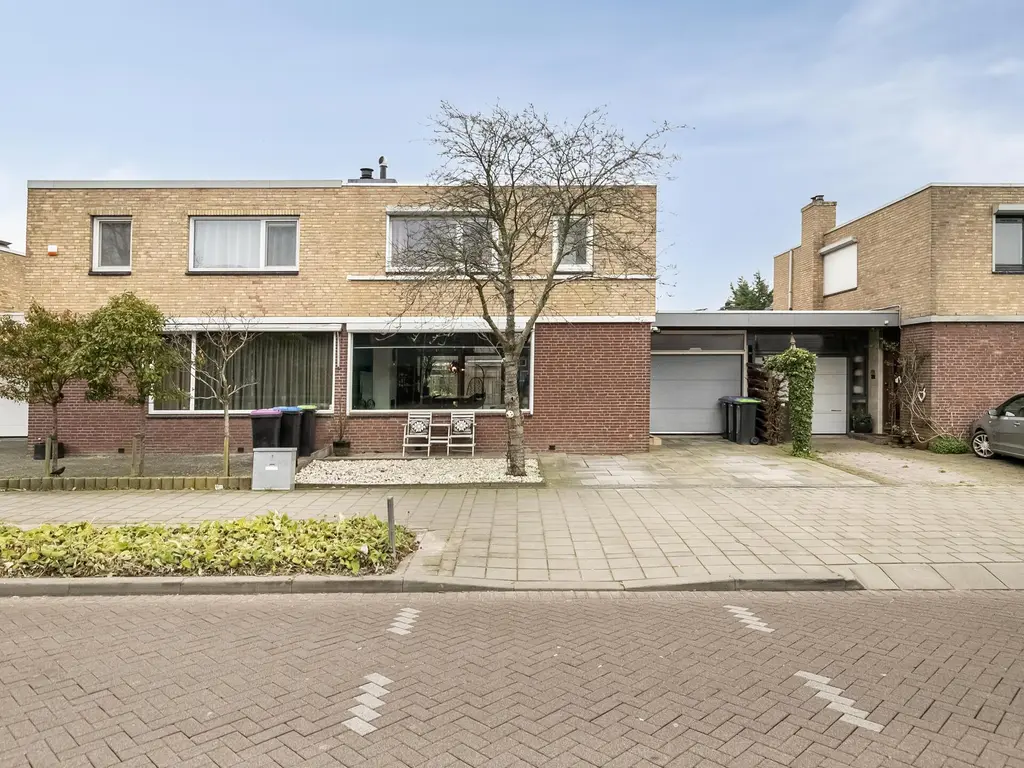 Beukenlaan 64, SPIJKENISSE