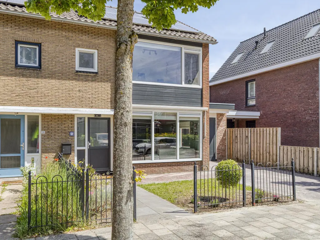 Rialaan 24, OOSTVOORNE