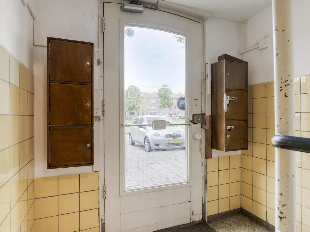 Lepelaarsingel 102B, ROTTERDAM