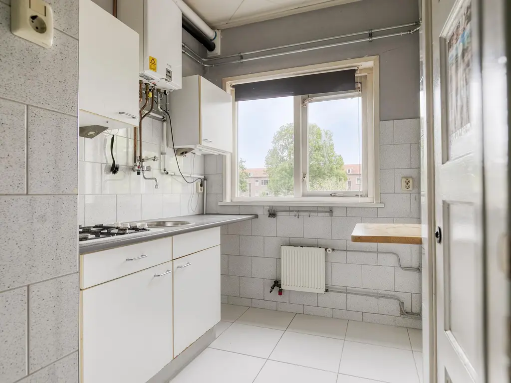 Lepelaarsingel 102B, ROTTERDAM