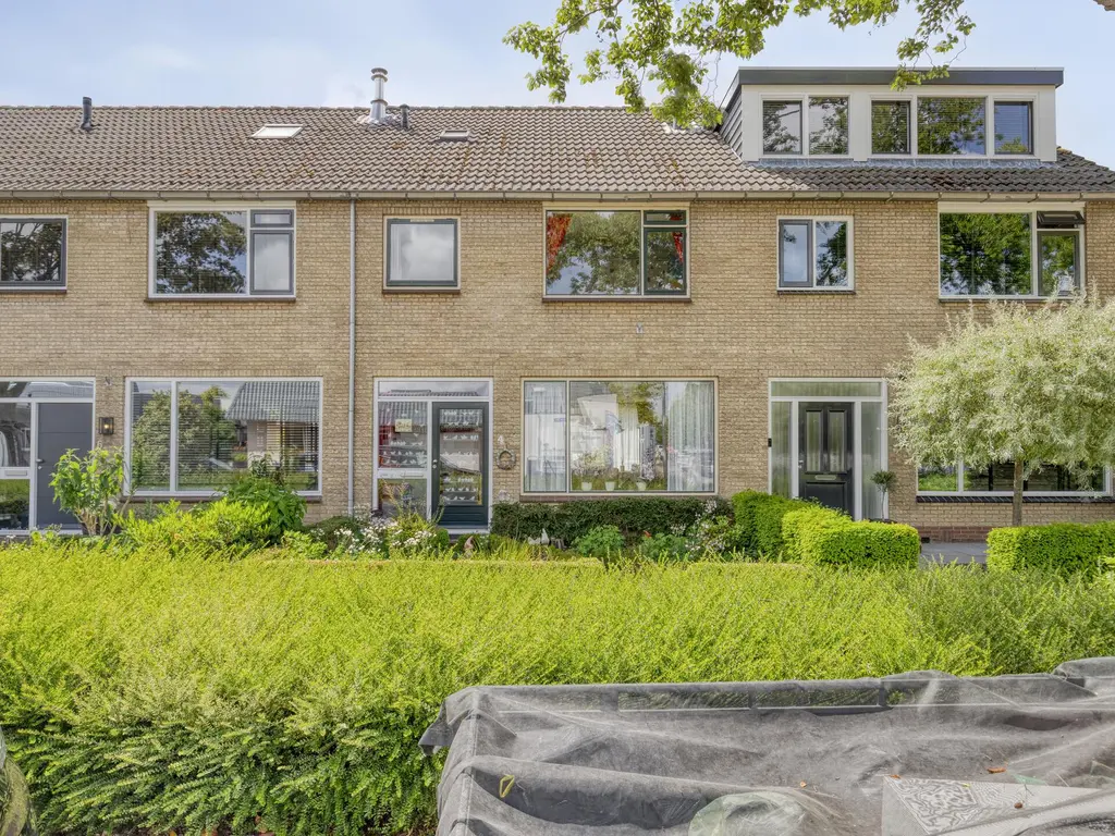Wiardi Beckmanstraat 4, OUD-BEIJERLAND