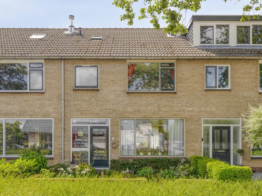 Wiardi Beckmanstraat 4, OUD-BEIJERLAND