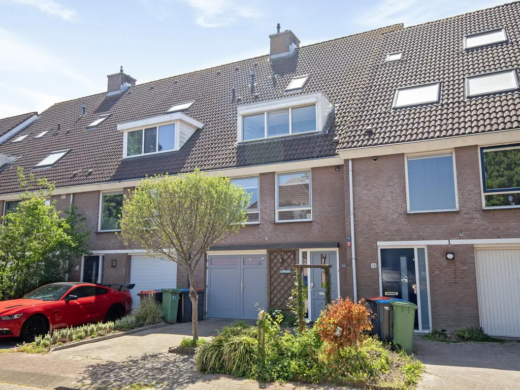 Hinder 20, BRIELLE