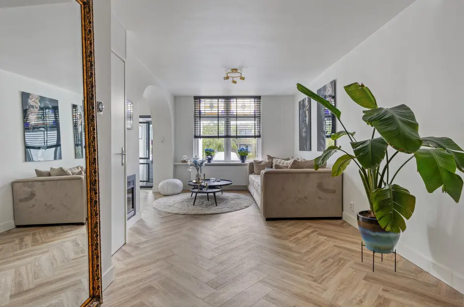 Dorpsstraat 42b
