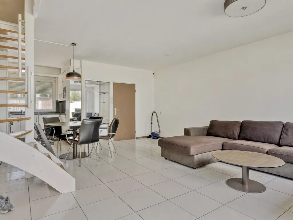 Baarsveen 418, SPIJKENISSE