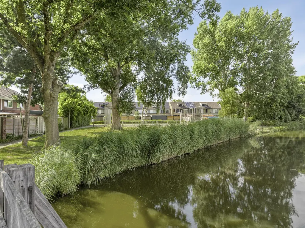 Baarsveen 418, SPIJKENISSE