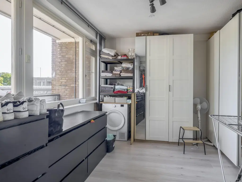 Manonstraat 40, HOOGVLIET ROTTERDAM
