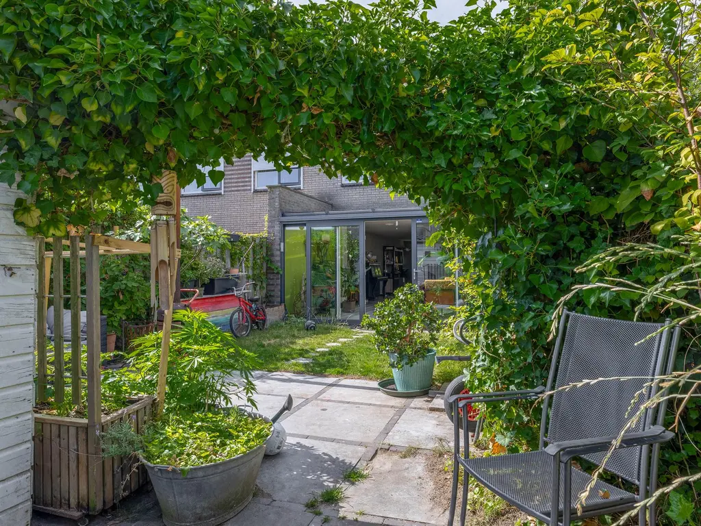 Annie M.G. Schmidtstraat 11, OUD-BEIJERLAND