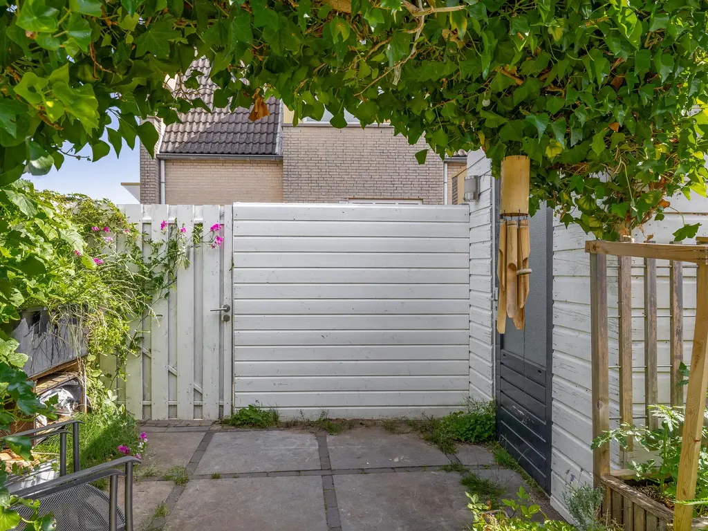 Annie M.G. Schmidtstraat 11, OUD-BEIJERLAND