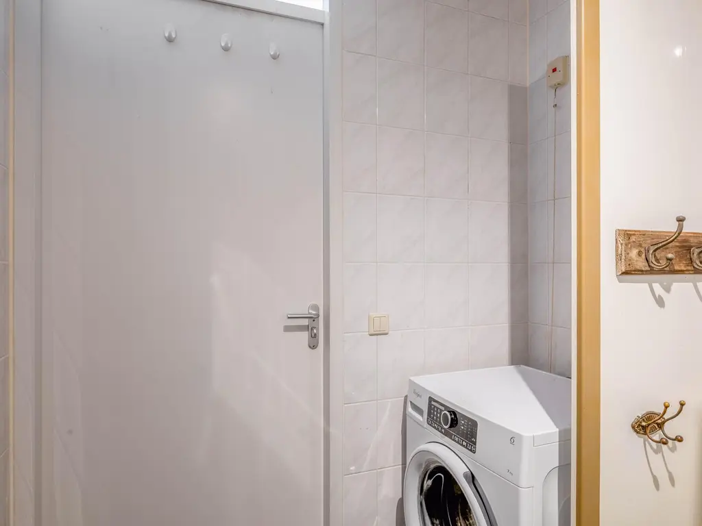 Annie M.G. Schmidtstraat 11, OUD-BEIJERLAND