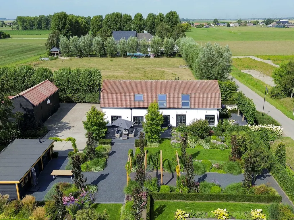 1e Kruisweg 28, OUD-BEIJERLAND