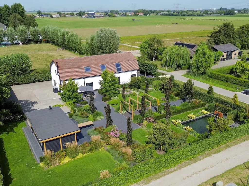 1e Kruisweg 28, OUD-BEIJERLAND