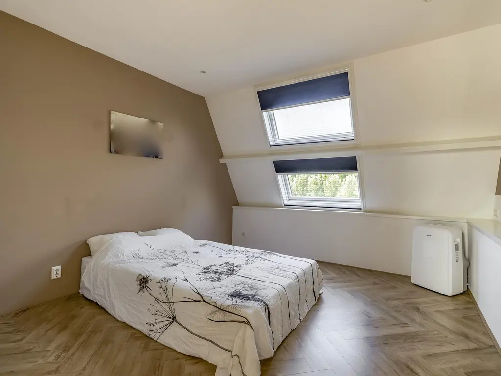 1e Kruisweg 28, OUD-BEIJERLAND