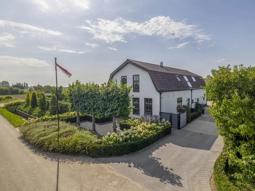1e Kruisweg 28, OUD-BEIJERLAND