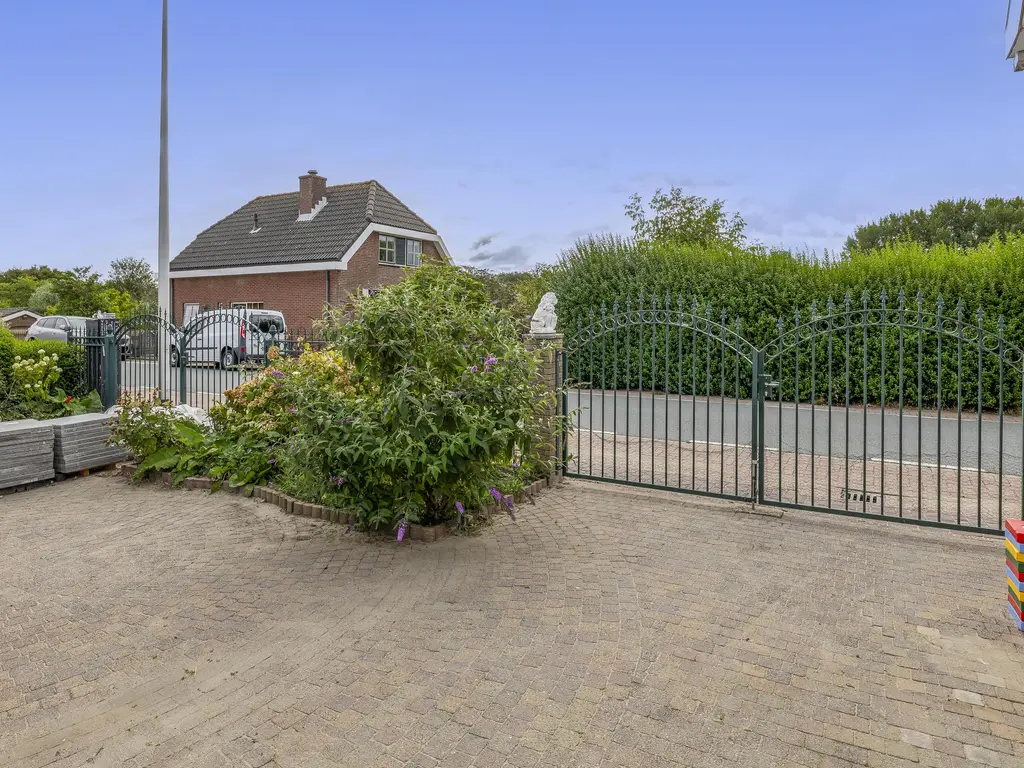 Rijksstraatweg 297, HELLEVOETSLUIS