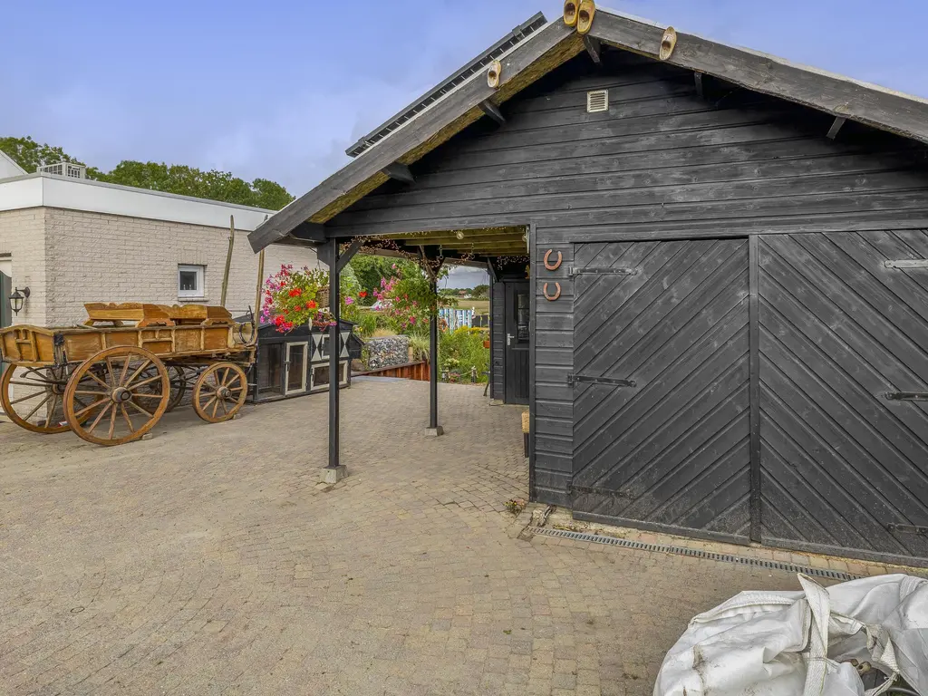 Rijksstraatweg 297, HELLEVOETSLUIS