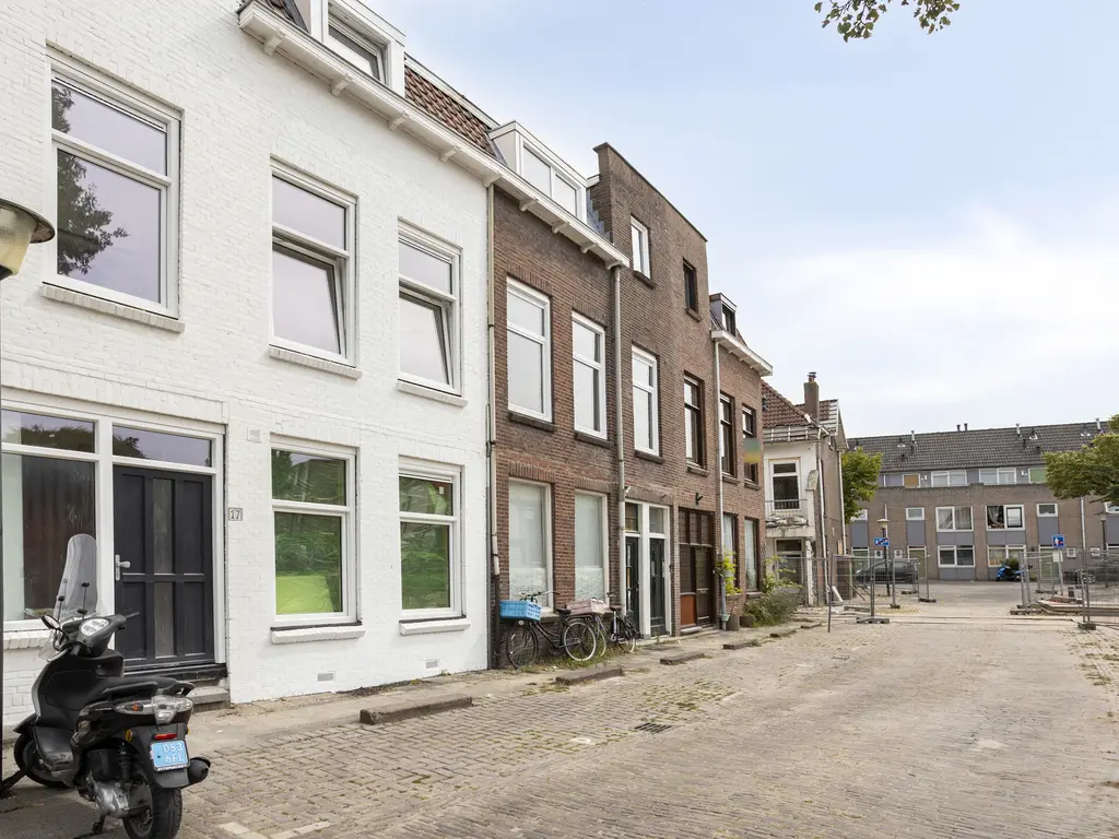 Willem Barendszoonstraat 21, VLAARDINGEN