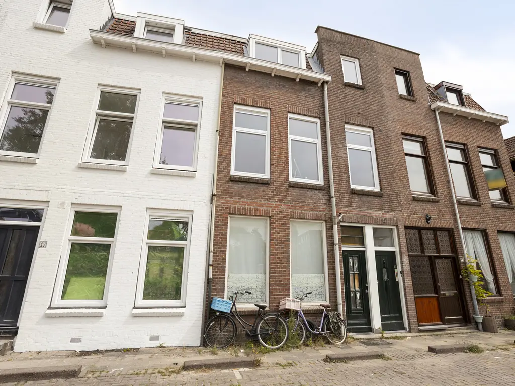 Willem Barendszoonstraat 21, VLAARDINGEN