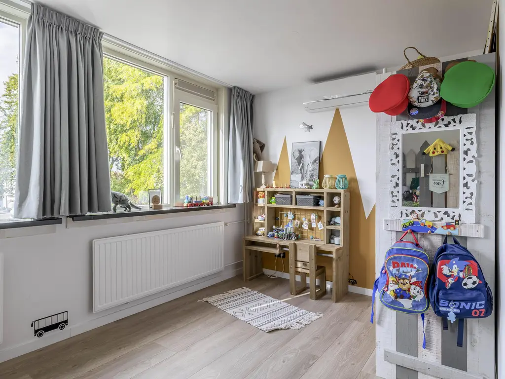 Christinalaan 21, ZWARTEWAAL