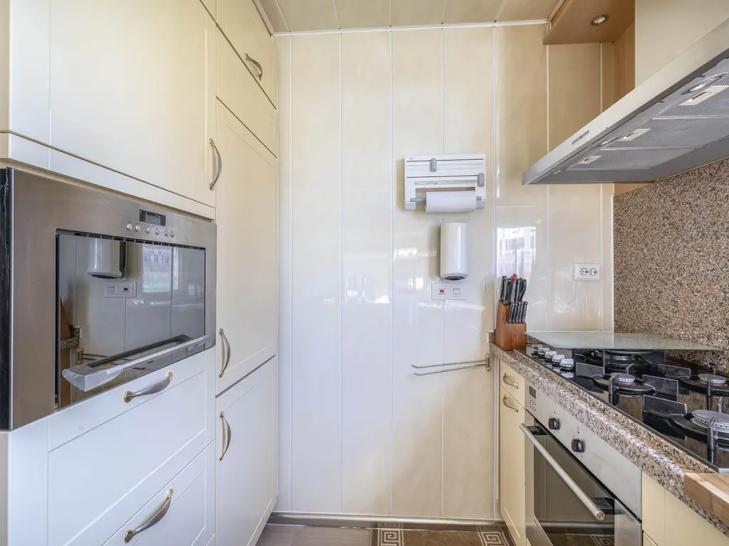 Heepvoorde 10, SPIJKENISSE