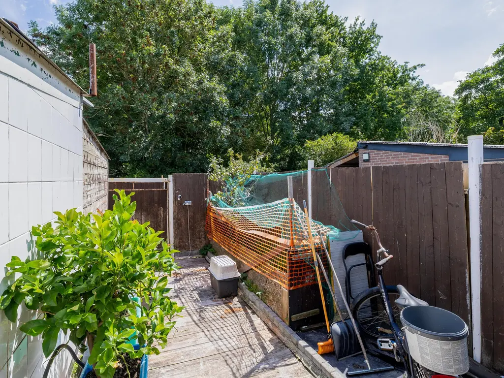 Ares 49, HELLEVOETSLUIS