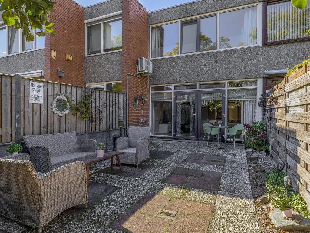 Azarooldoorn 12, ROTTERDAM