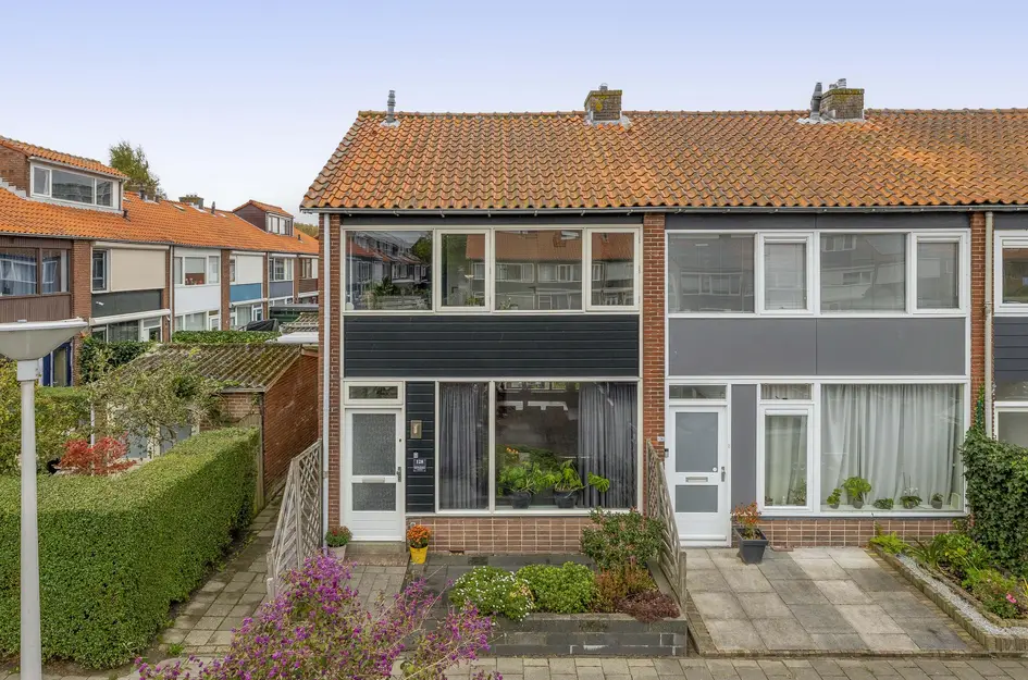 van der Fuyckstraat 128