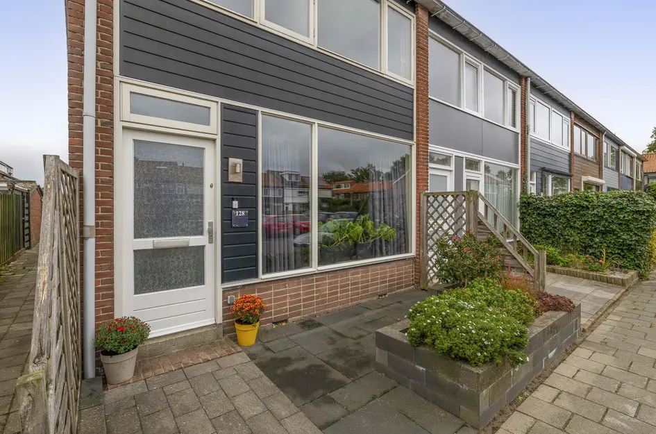 van der Fuyckstraat 128