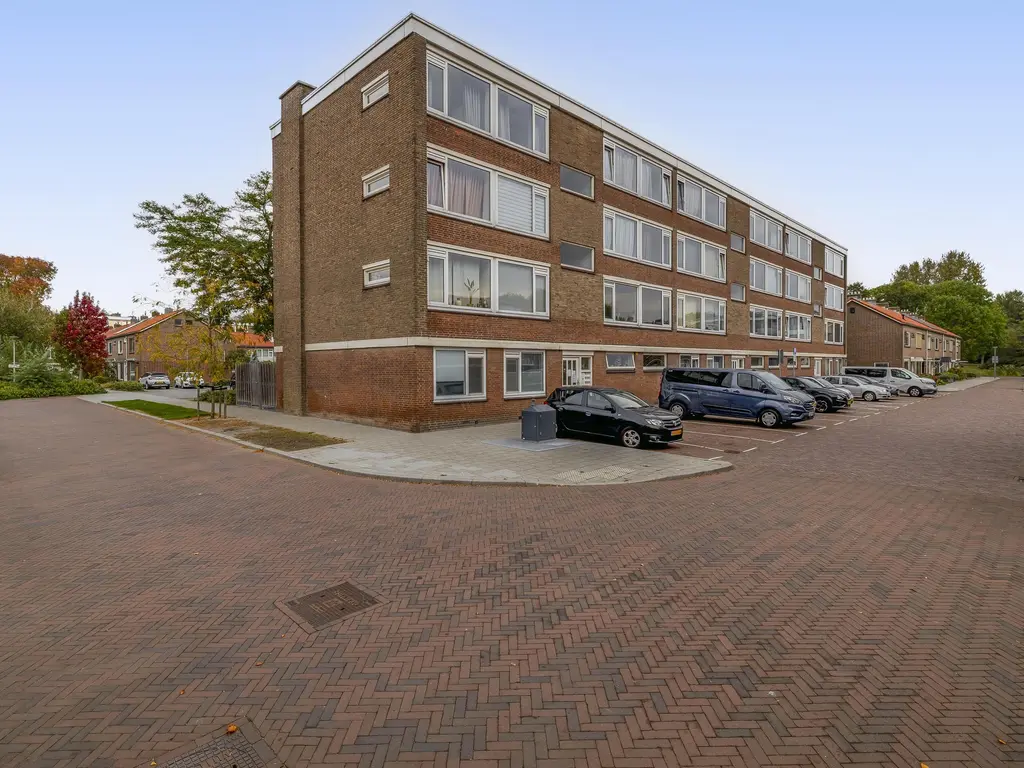 Dahliastraat 5, Rozenburg