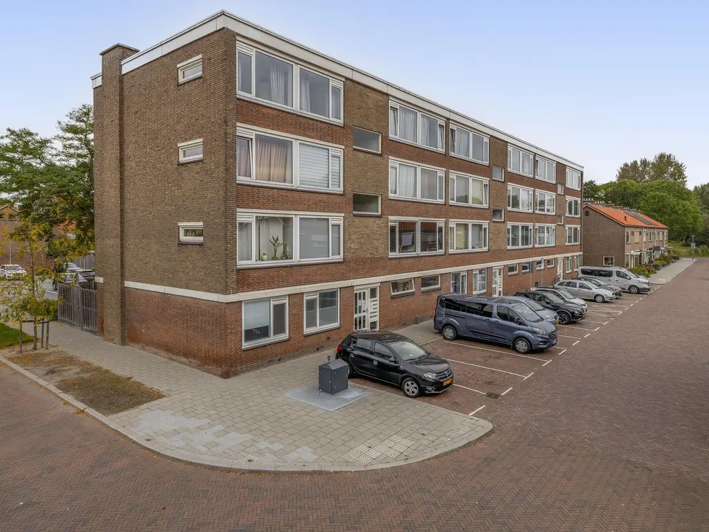 Dahliastraat 5, Rozenburg