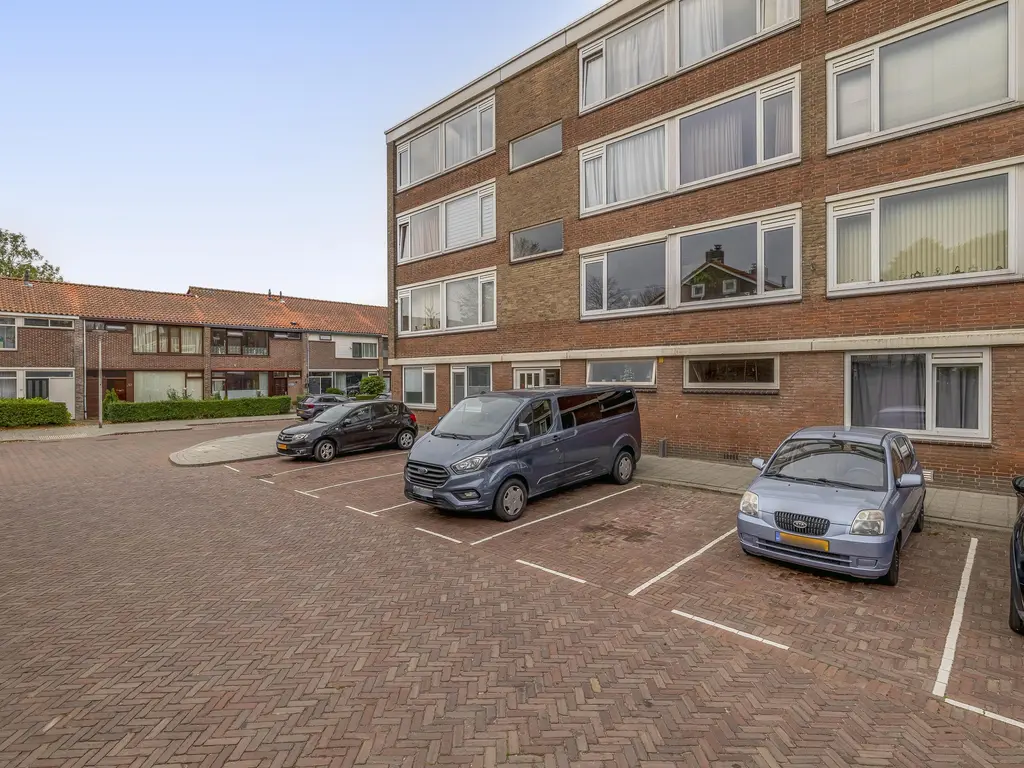 Dahliastraat 5, Rozenburg