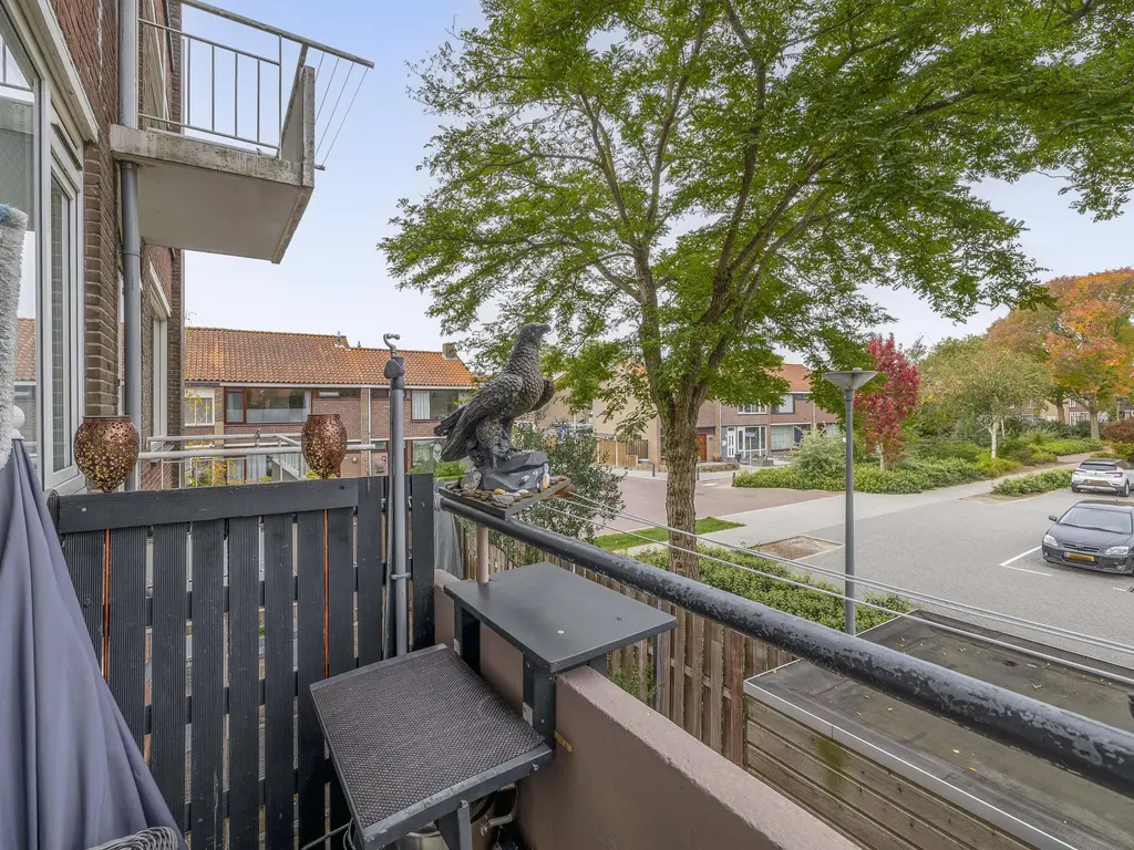 Dahliastraat 5, Rozenburg