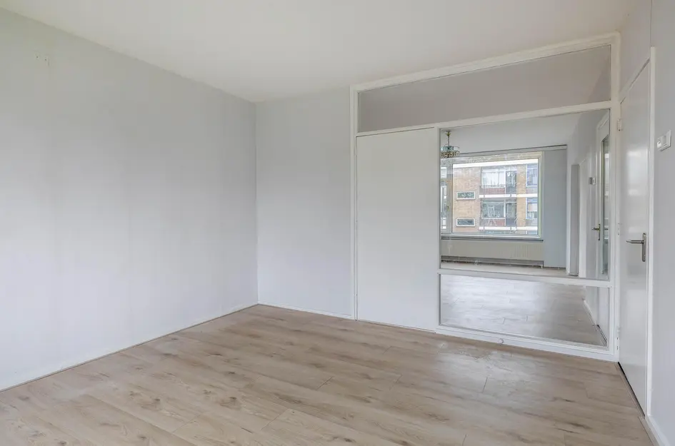 Ruigenhoek 79