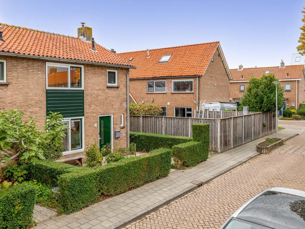 Trompstraat 4, ROZENBURG