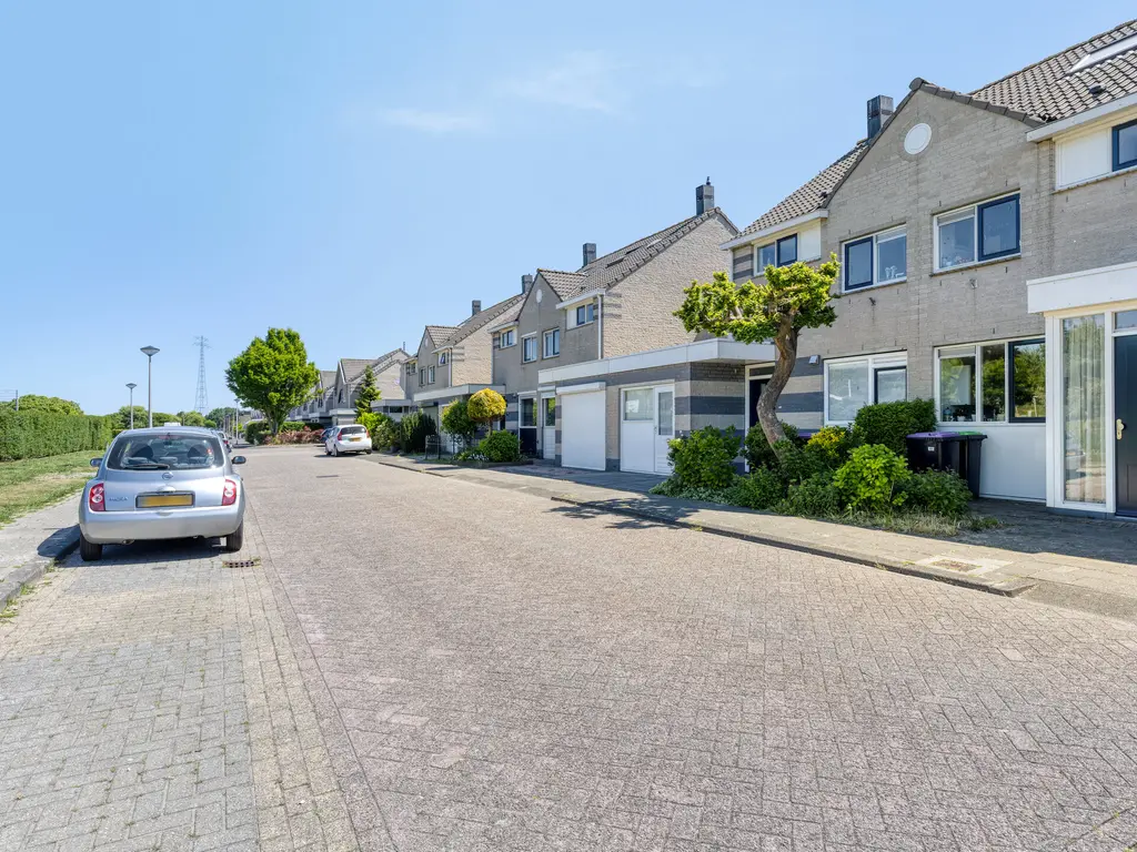 Maria Kleine-Gartmanstraat 36, SPIJKENISSE