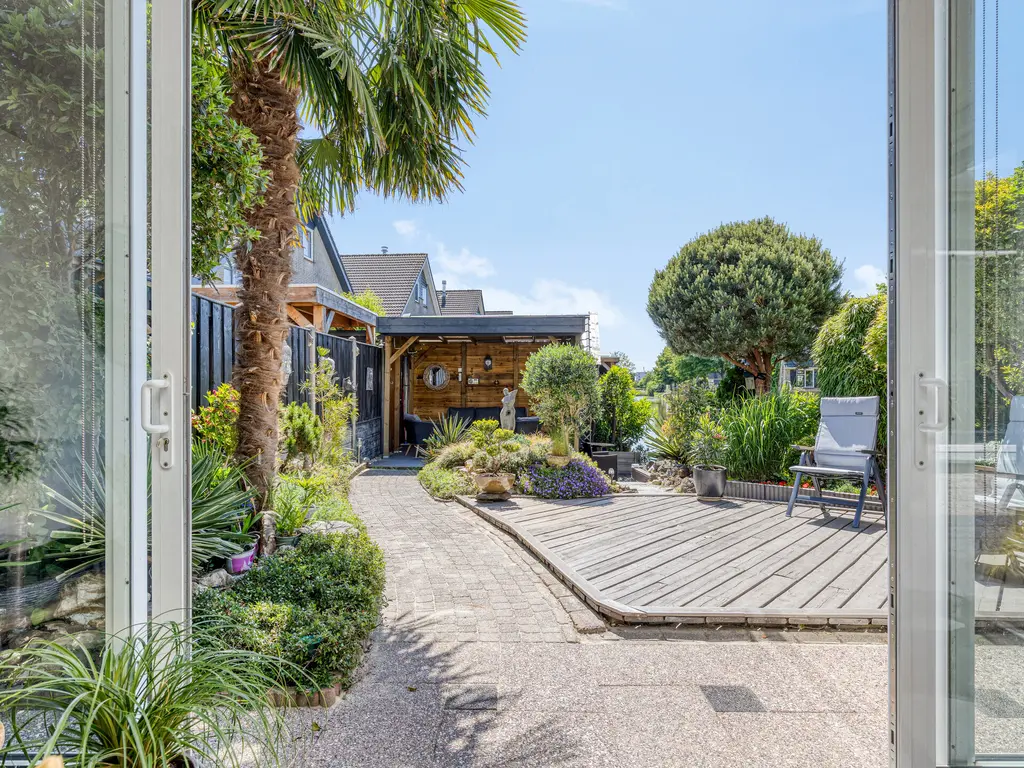 Maria Kleine-Gartmanstraat 36, SPIJKENISSE