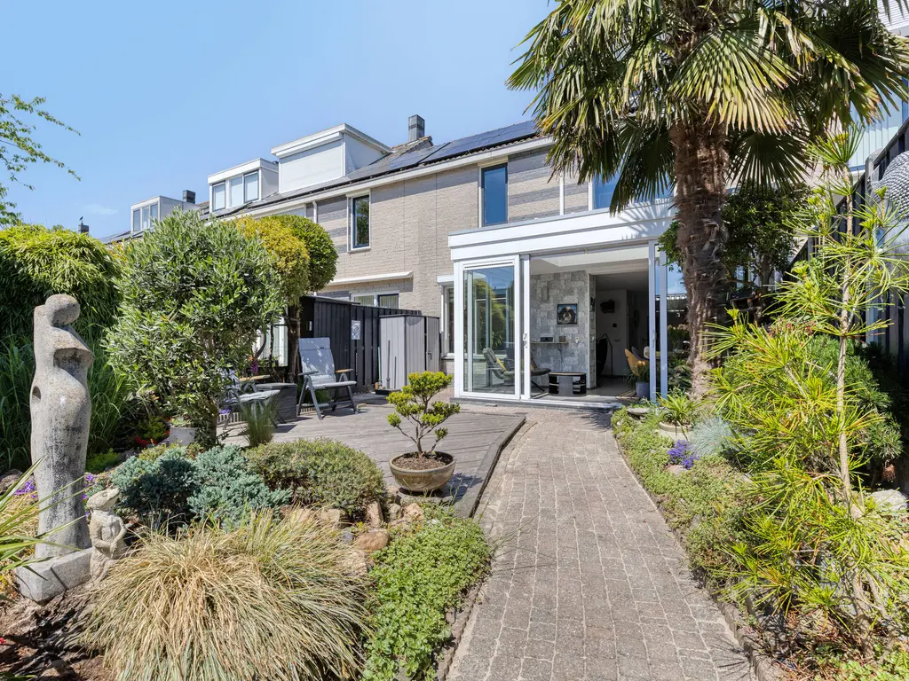 Maria Kleine-Gartmanstraat 36, SPIJKENISSE