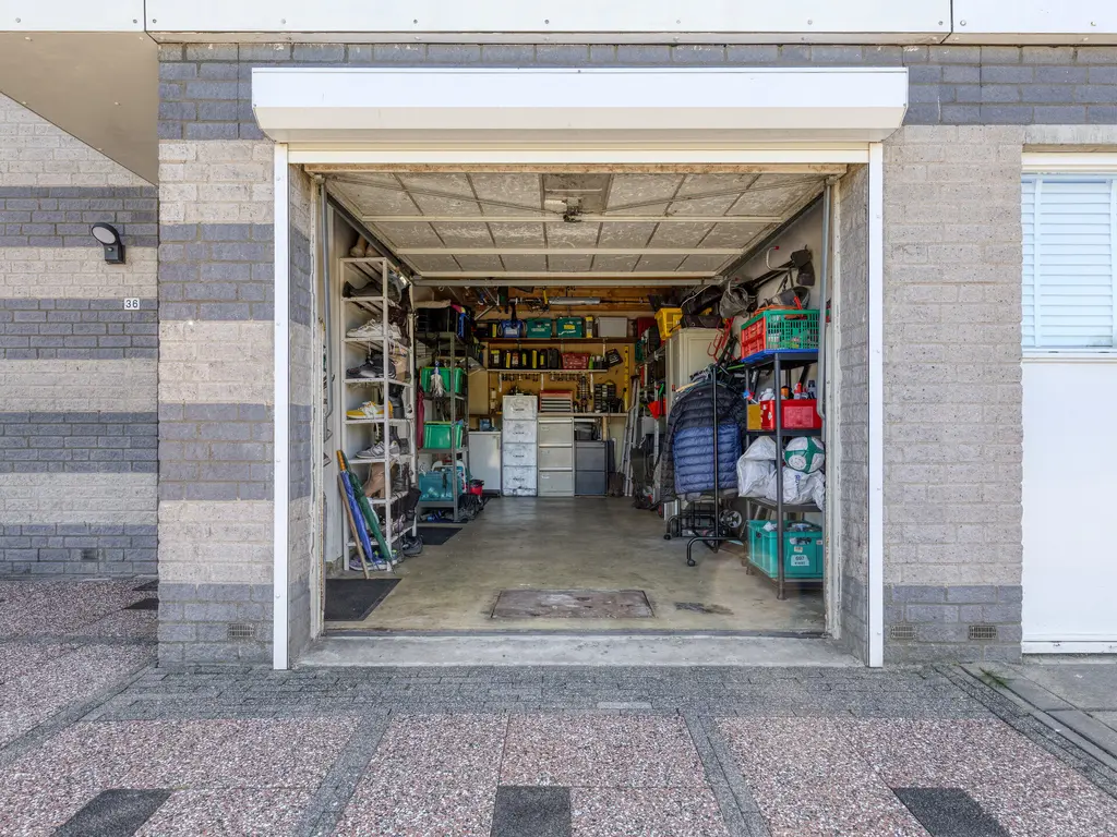 Maria Kleine-Gartmanstraat 36, SPIJKENISSE