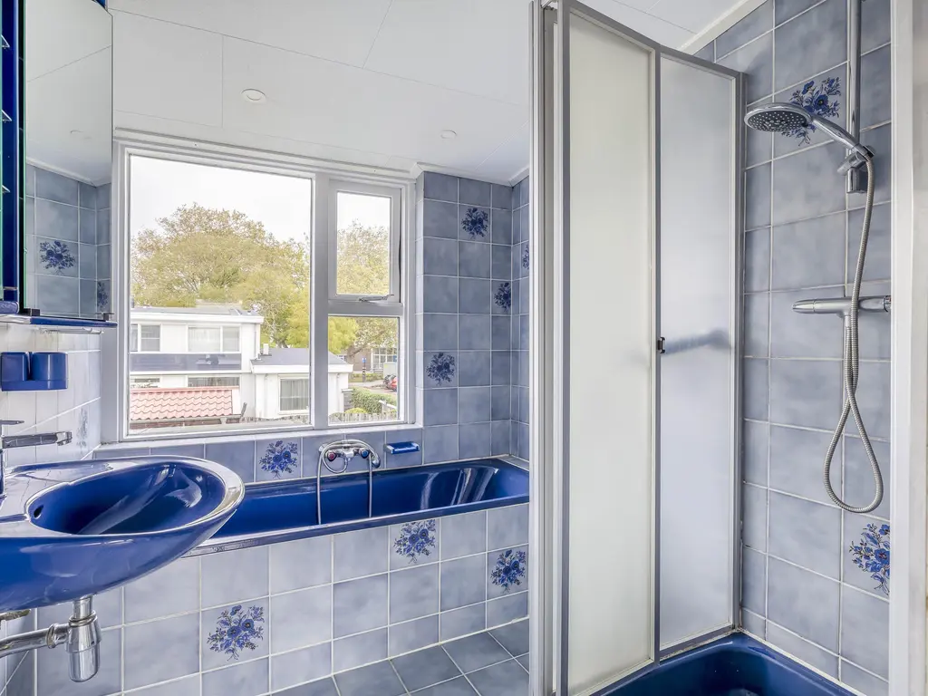 Jan van Galenstraat 2, SPIJKENISSE