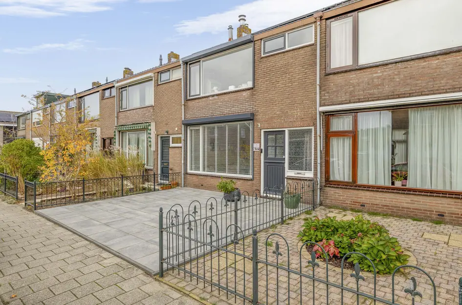 Mr G Groen van Prinstererlaan 11