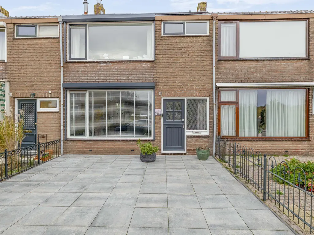 Mr G Groen van Prinstererlaan 11, ZUIDLAND