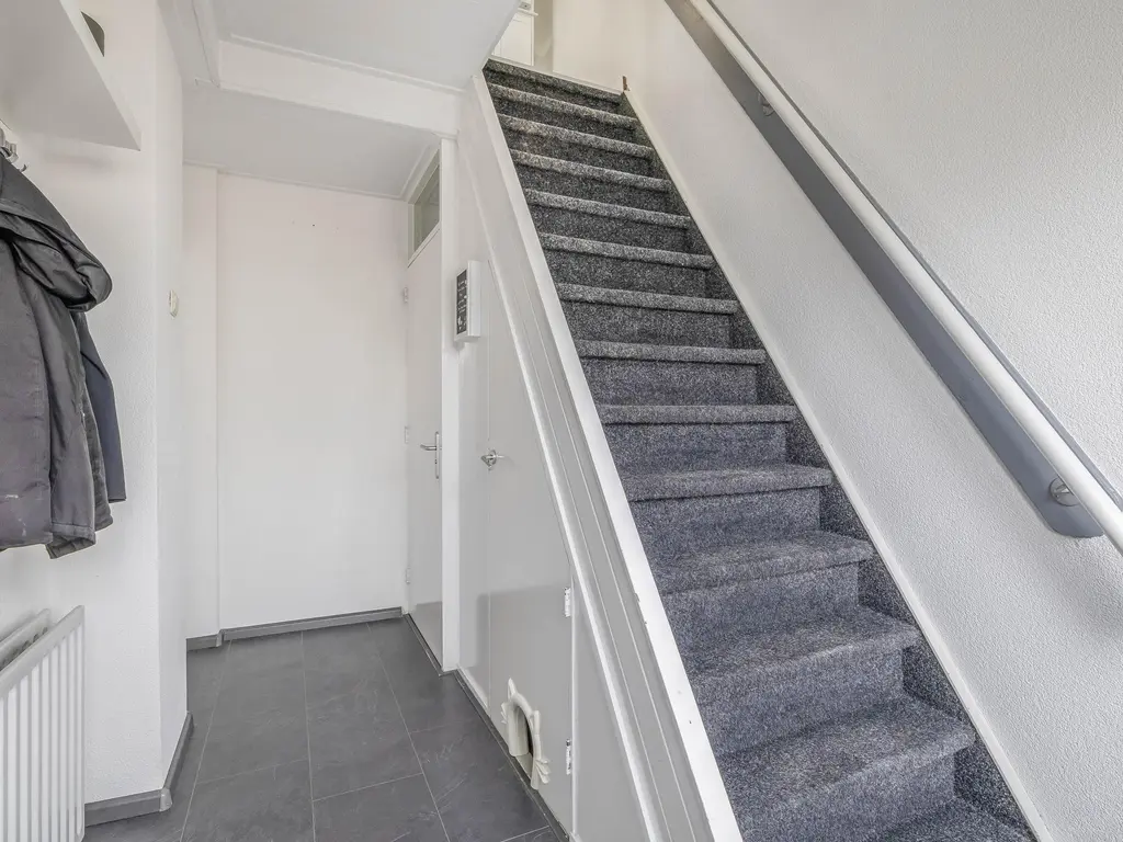 Mr G Groen van Prinstererlaan 11, ZUIDLAND