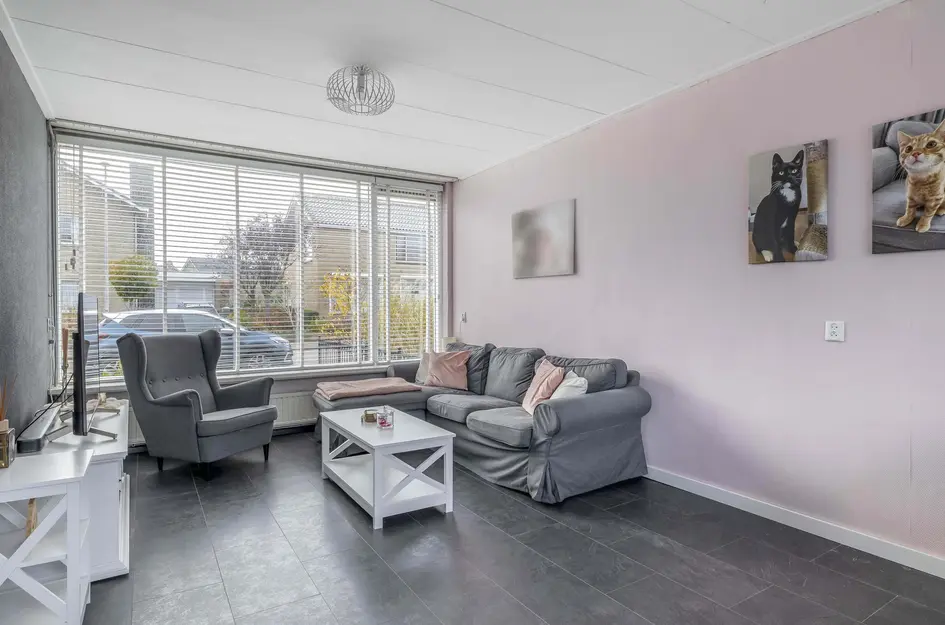 Mr G Groen van Prinstererlaan 11