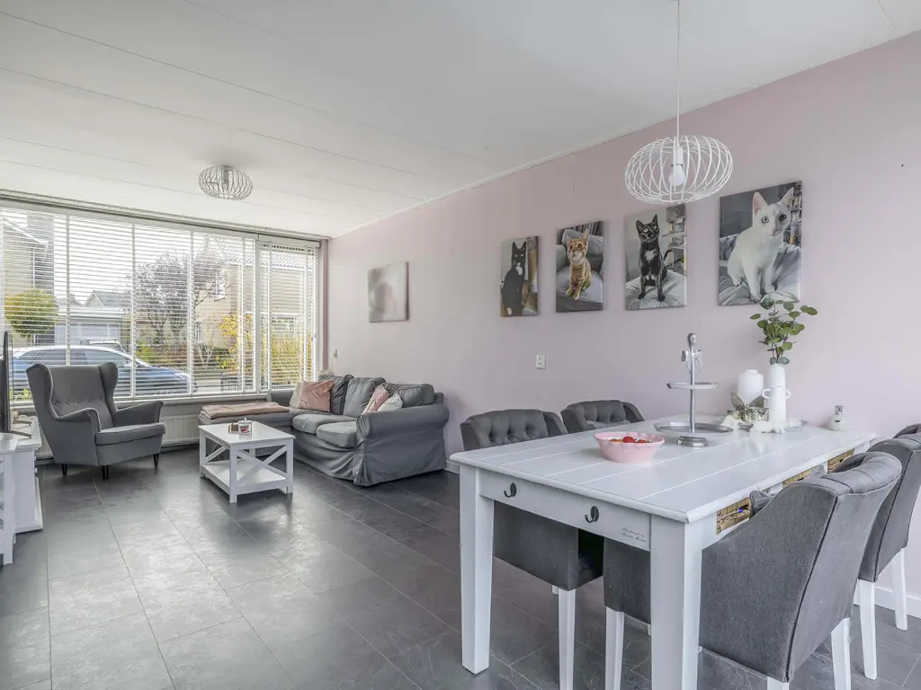 Mr G Groen van Prinstererlaan 11, ZUIDLAND